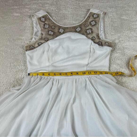 Jodi Kristopher chiffon and bead white fit and flare dress, size 9 - Picture 6 of 12